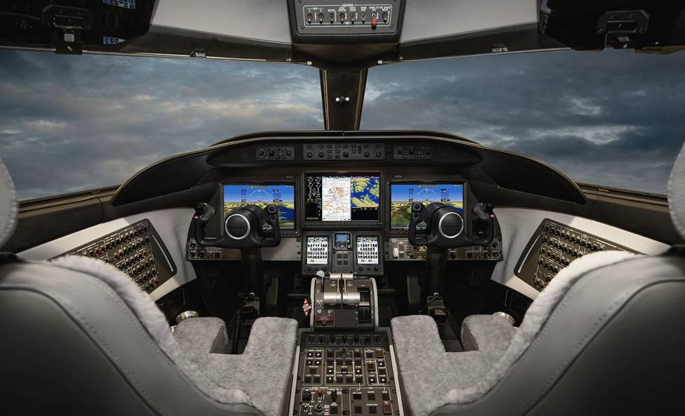 Lear 75 Cockpit