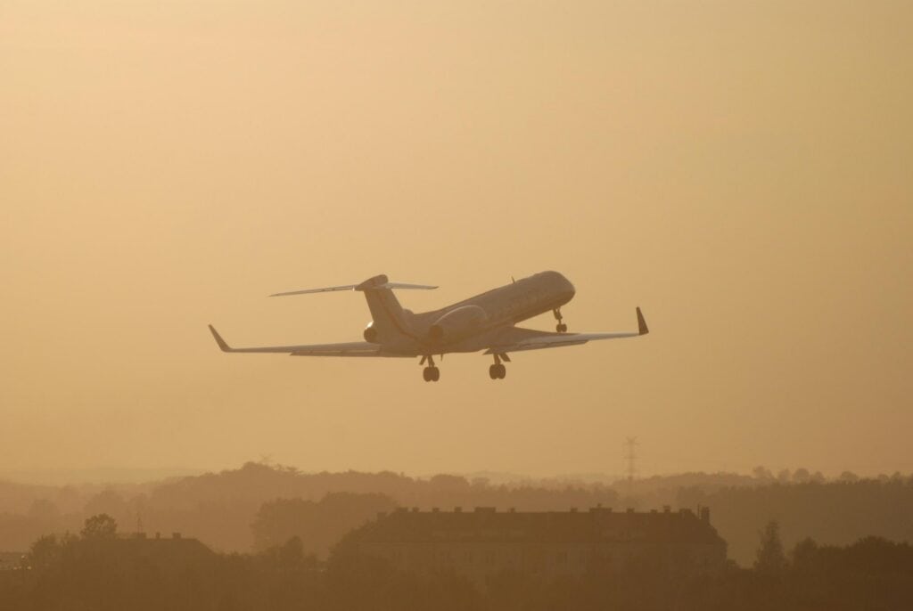 Gulfstream G650ER vs. Bombardier Global 7500: Which Ultra-Long-Range Jet Fits Your Mission?