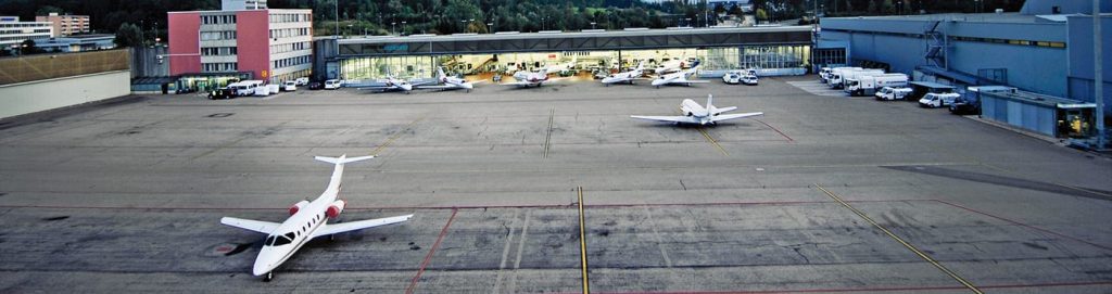 Cessnas on runway