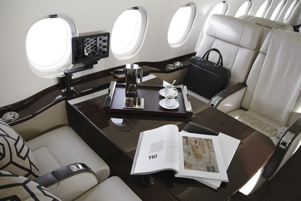5 Top Reasons Why Companies Fly Private