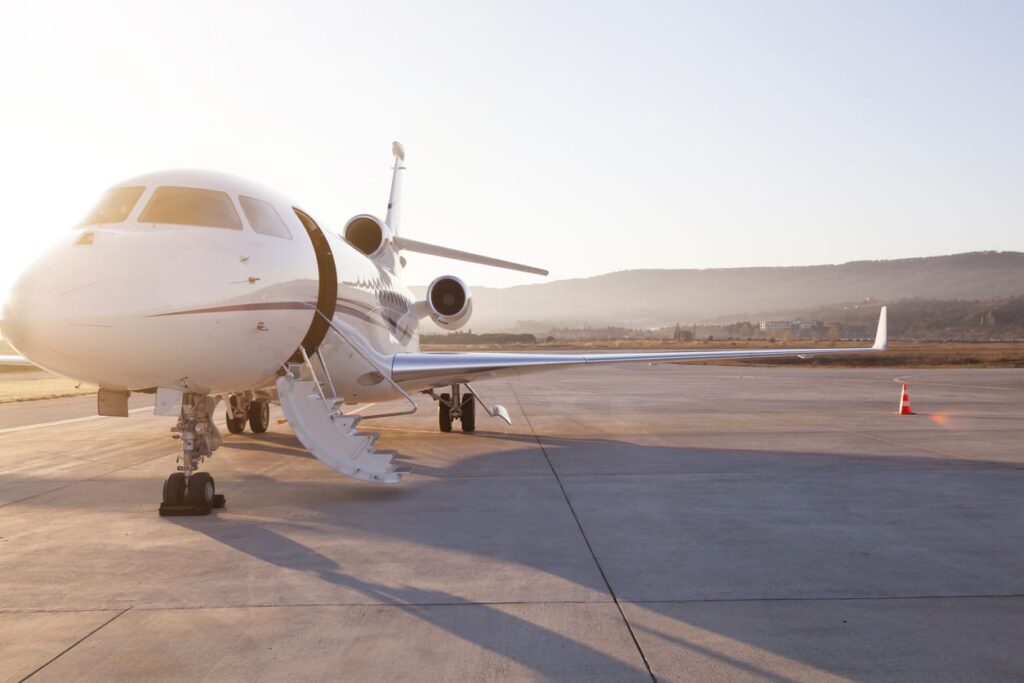 Private Jet Membership Vs. Flying Commercial: 5 Questions Answered