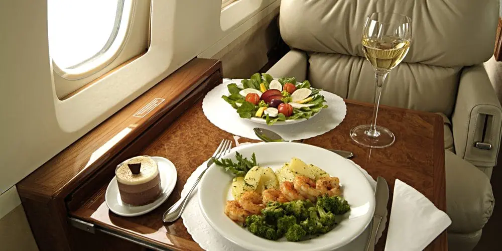 Private Jet Catering: Elevating In-Flight Dining