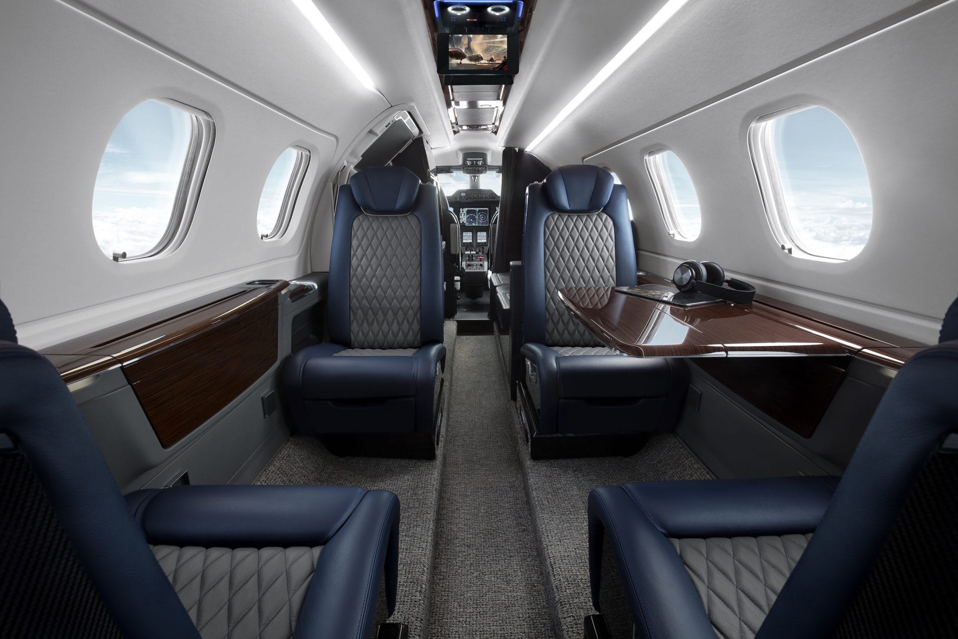 Phenom 300/300E Interior